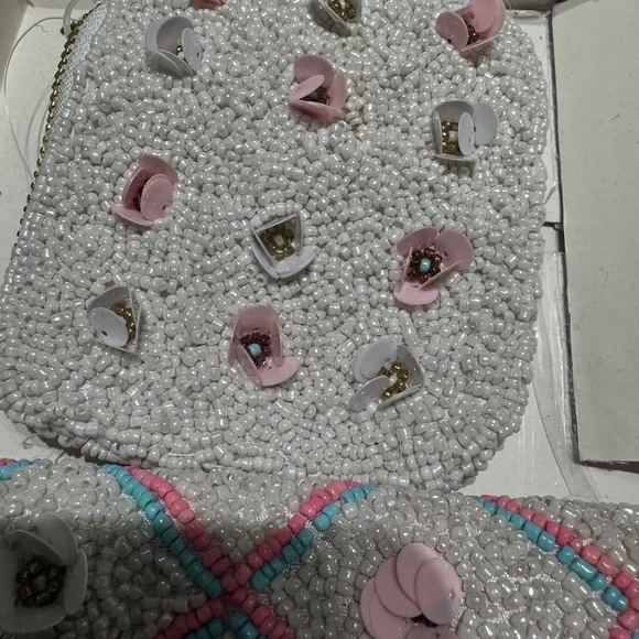 Sincerely Jules Beaded Clutch Set - Picture 2 of 6